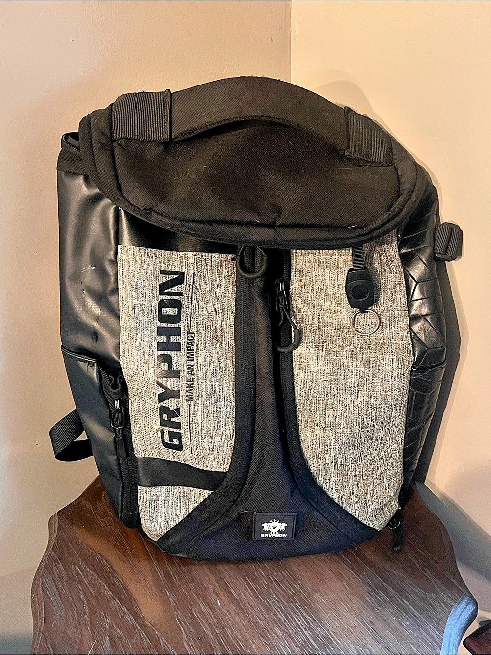 GRYPHON Field Hockey Backpack gear bag Black & Gray